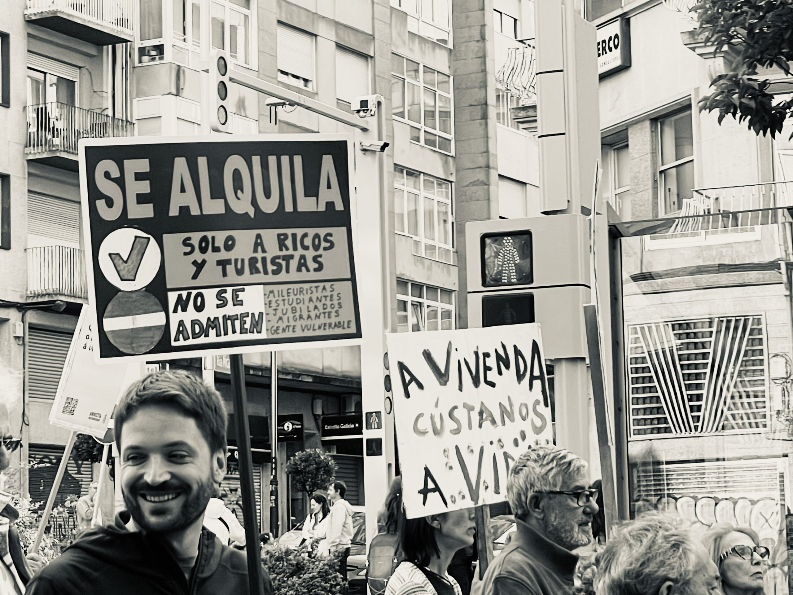 Construír comunidade loitando pola vivenda