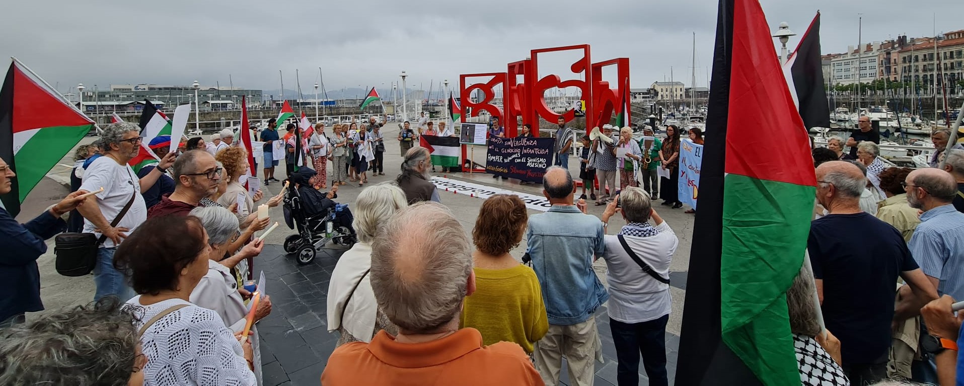 Desafiando la oscuridad: Asturias se moviliza por la libertad del doctor Hussam Abu Safiya Desafiando la oscuridad: Asturias se moviliza por la libertad del doctor Hussam Abu Safiya